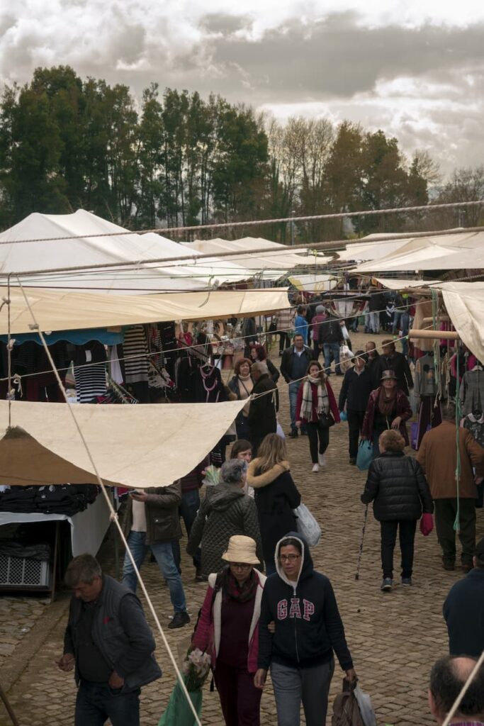 2019-20_P.I. DE FOTOGRAFIA-CFGS_FernandezAmorinEsterMaria_BilisNegra_JPGFINAL_011 Fotografía del proyecto Bilis Negra: Mercadillo en ciudad portuguesa