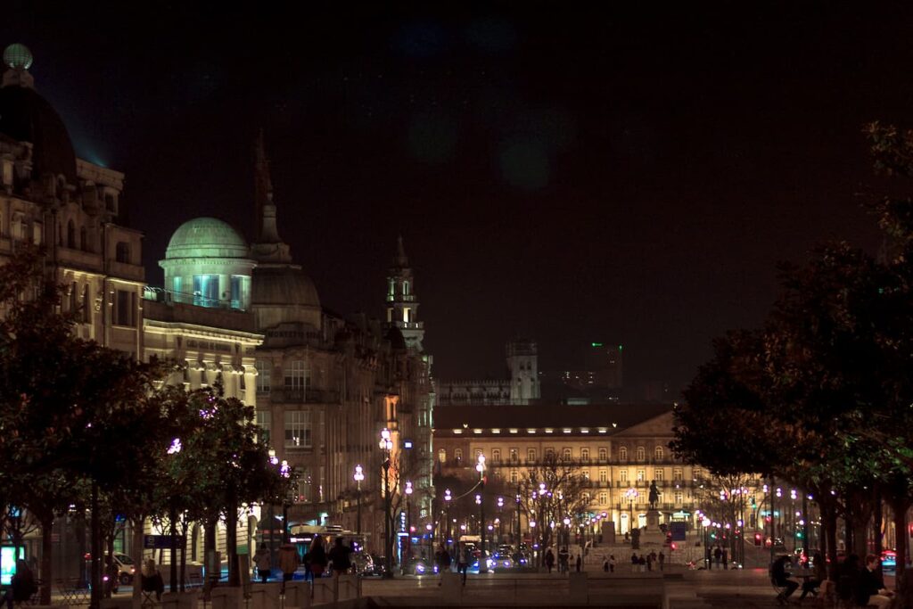 2019-20_P.I. DE FOTOGRAFIA-CFGS_FernandezAmorinEsterMaria_BilisNegra_JPGFINAL_017 Fotografía del proyecto Bilis Negra: Fotografía nocturna de ciudad portuguesa
