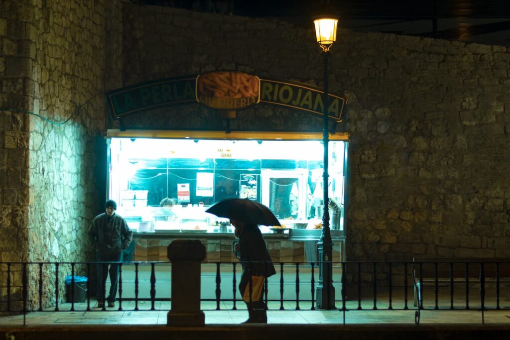 2019-20_P.I. DE FOTOGRAFIA-CFGS_FernandezAmorinEsterMaria_BilisNegra_JPGFINAL_025 Fotografía del proyecto Bilis Negra: Fotografía nocturna de Burgos